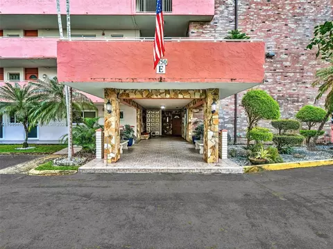 3750 NE 170th St #203, North Miami Beach, FL 33160