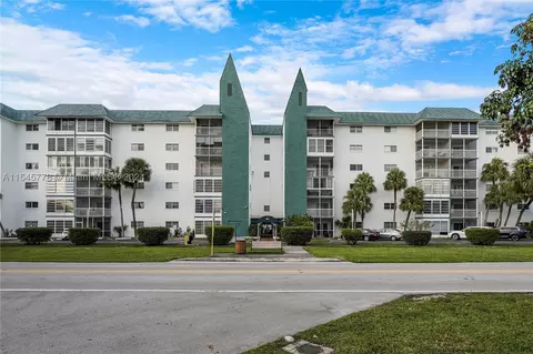 4751 NW 21st St #508, Lauderhill, FL 33313