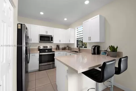 11034 W 33rd Ln, Hialeah Gardens, FL 33018