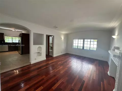 1500 Pennsylvania Ave #5A, Miami Beach, FL 33139