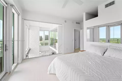 Bedroom - 60 SW 13th St #4013, Miami, FL 33130 photo 1 of 4