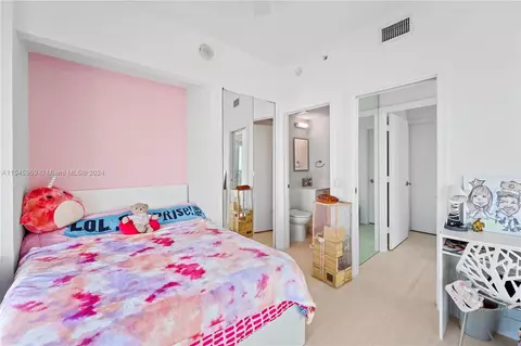 Bedroom - 60 SW 13th St #4013, Miami, FL 33130 photo 4 of 4