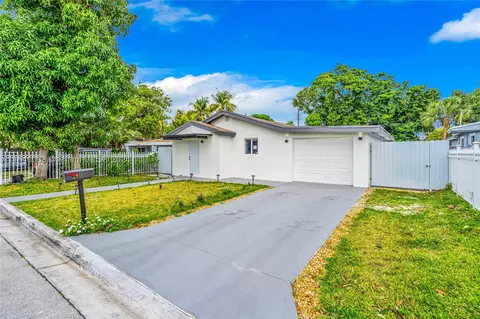 2911 NW 7th Ct, Fort Lauderdale, FL 33311
