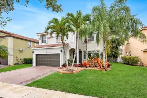 973 SW 167th Ave, Pembroke Pines, FL 33027