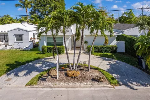 9009 Hawthorne Ave, Surfside, FL 33154 photo 3