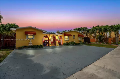 9780 SW 37th Ter, Miami, FL 33165