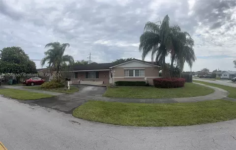 1135 SW 101st Ave, Miami, FL 33174