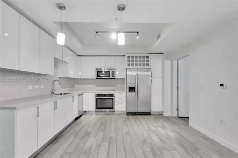 999 SW 1st Ave #2401, Miami, FL 33130
