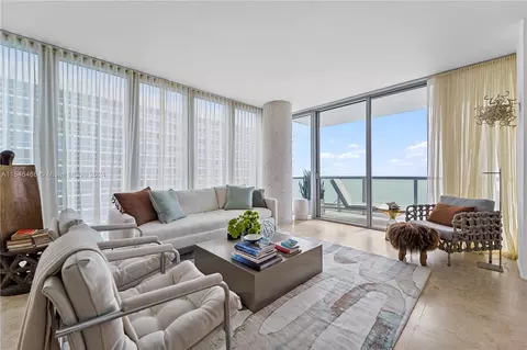 6799 Collins Ave #902, Miami Beach, FL 33141