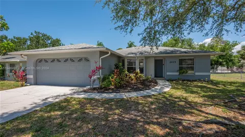 2415 Pinehurst, Sarasota, FL 34231