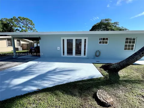 2412 Andros Ln, Fort Lauderdale, FL 33312