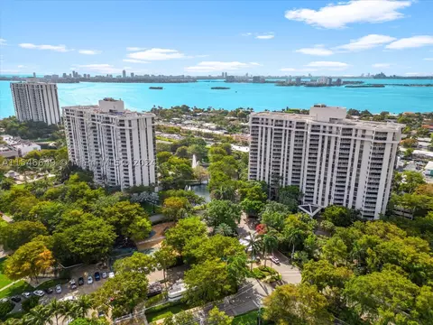 2000 Towerside Ter #1506, Miami, FL 33138