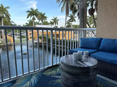 1450 SE 3rd Ave #206, Dania Beach, FL 33004