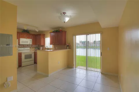 1250 SE 26th St #101, Homestead, FL 33035