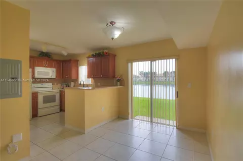 1250 SE 26th St #101, Homestead, FL 33035