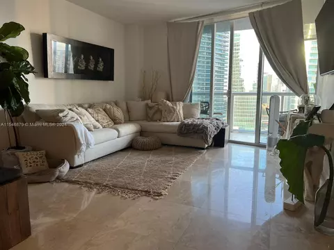 475 Brickell Ave #3412, Miami, FL 33131