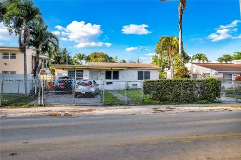 2255 NW North River Dr, Miami, FL 33125