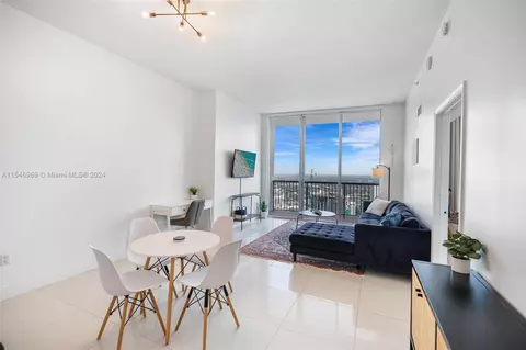 1750 N Bayshore Dr #5611, Miami, FL 33132