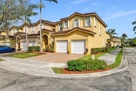 12377 SW 125th St, Miami, FL 33186