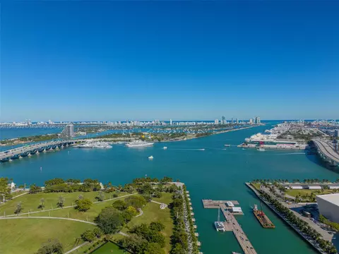 900 Biscayne Blvd #5108, Miami, FL 33132