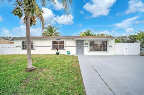 2331 NW 208th St, Miami Gardens, FL 33056
