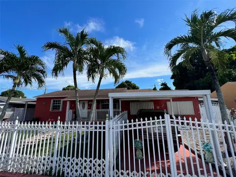Exterior - 740 E 6th Pl, Hialeah, FL 33010 photo 6 of 11