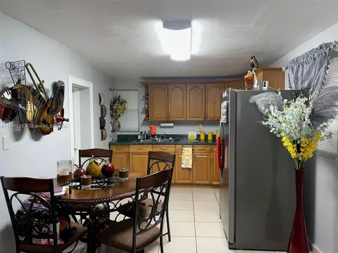 Kitchen - 740 E 6th Pl, Hialeah, FL 33010 photo 5 of 6