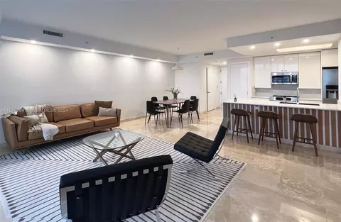 848 Brickell Key Dr #1803, Miami, FL 33131