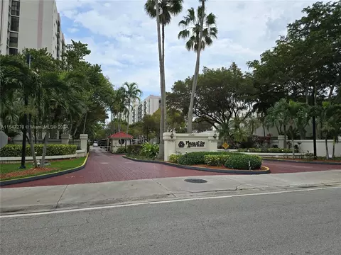17011 N Bay Rd #101, Sunny Isles Beach, FL 33160
