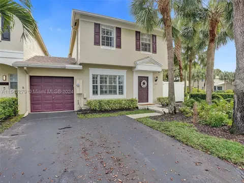6002 Harbor Isle Way #513, Tamarac, FL 33321