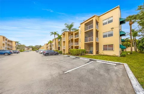 15315 SW 106th Ter #411, Miami, FL 33196