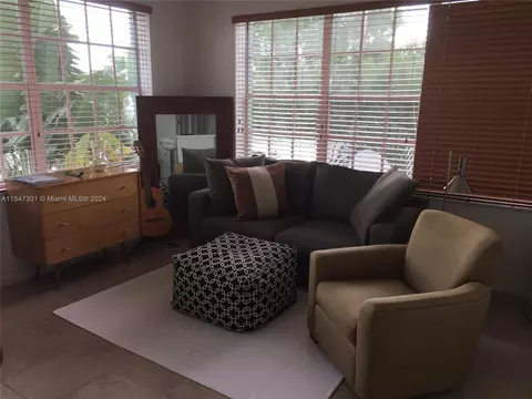 1523 West Ave #302, Miami Beach, FL 33139