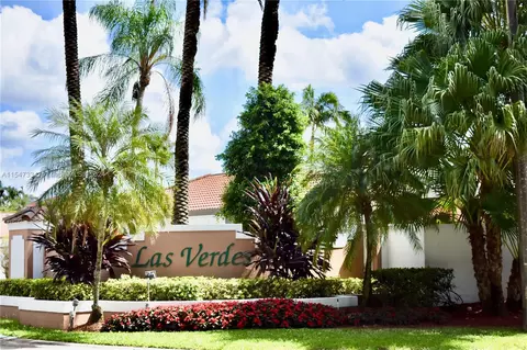 501 SW 158th Ter #203, Pembroke Pines, FL 33027
