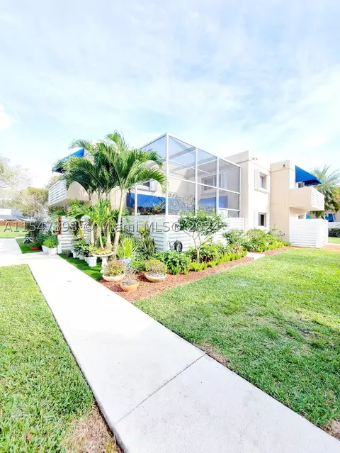 14308 SW 97th Ln #14308, Miami, FL 33186