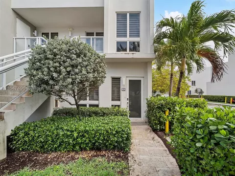 10265 NW 63rd Ter #105, Doral, FL 33178