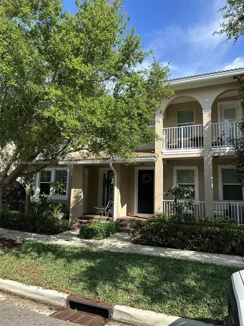 1119 N Community Dr #1119, Jupiter, FL 33458