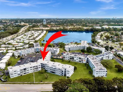 2300 Park Ln #114, Hollywood, FL 33021