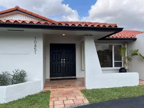 10451 SW 21st St, Miami, FL 33165