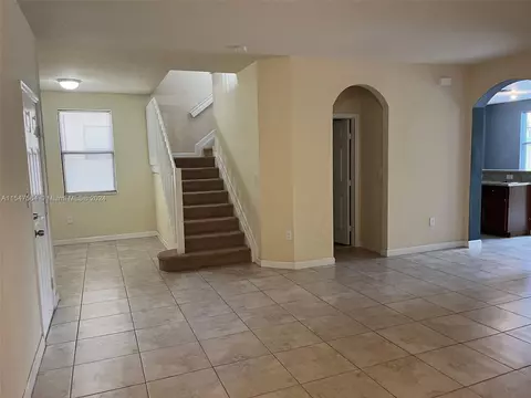 Living - Undisclosed, Hialeah, FL 33018 photo 1 of 1
