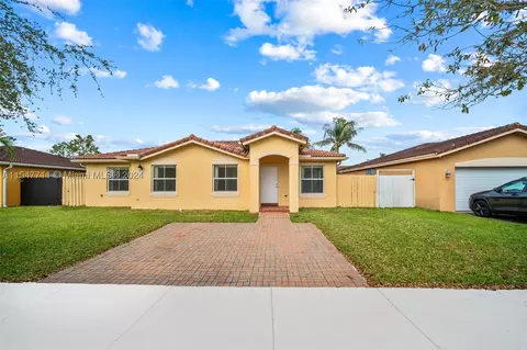 11365 SW 247th Ter, Homestead, FL 33032