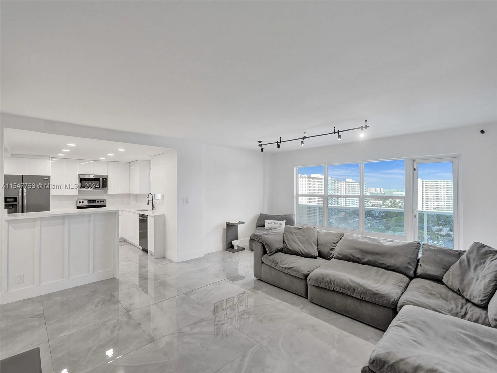 3500 Galt Ocean Dr Unit 1109  