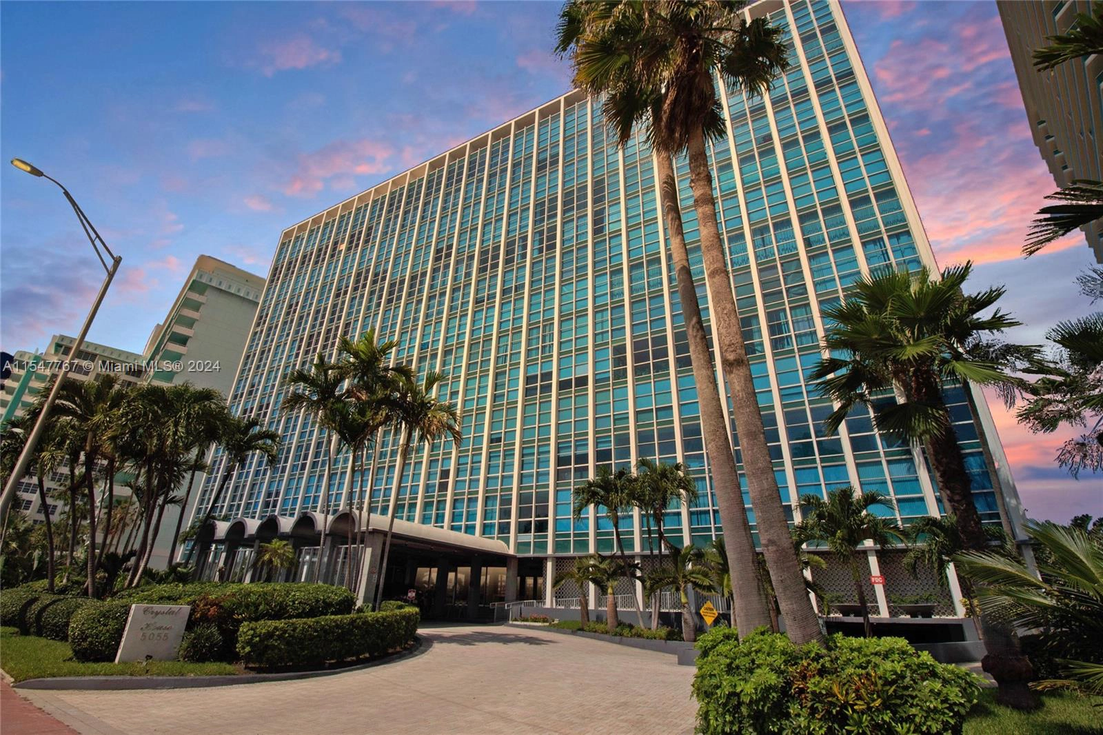 5055 Collins Ave Unit 6A  