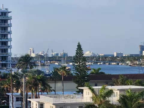 3000 Riomar St #606, Fort Lauderdale, FL 33304