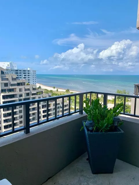 Undisclosed, Key Biscayne, FL 33149
