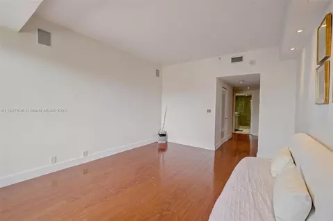 Undisclosed, Key Biscayne, FL 33149 photo 14