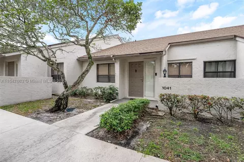 1041 NW 79th Ave, Plantation, FL 33322