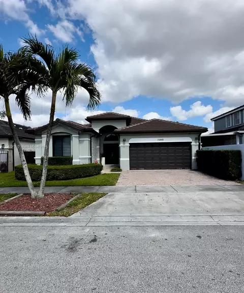 15445 SW 41st Ter, Miami, FL 33185