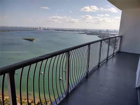 1750 N Bayshore Dr #5103, Miami, FL 33132