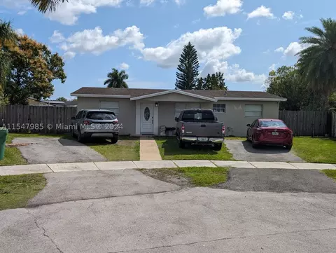 16025 SW 299th Ter, Homestead, FL 33033