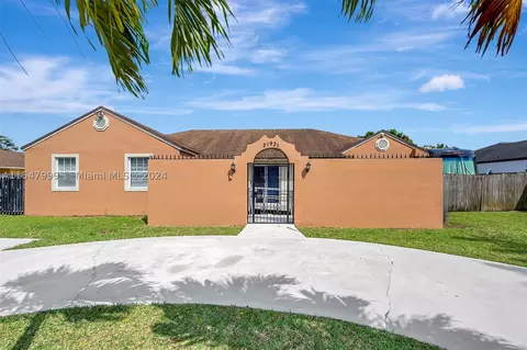21931 SW 127th Ave, Miami, FL 33170